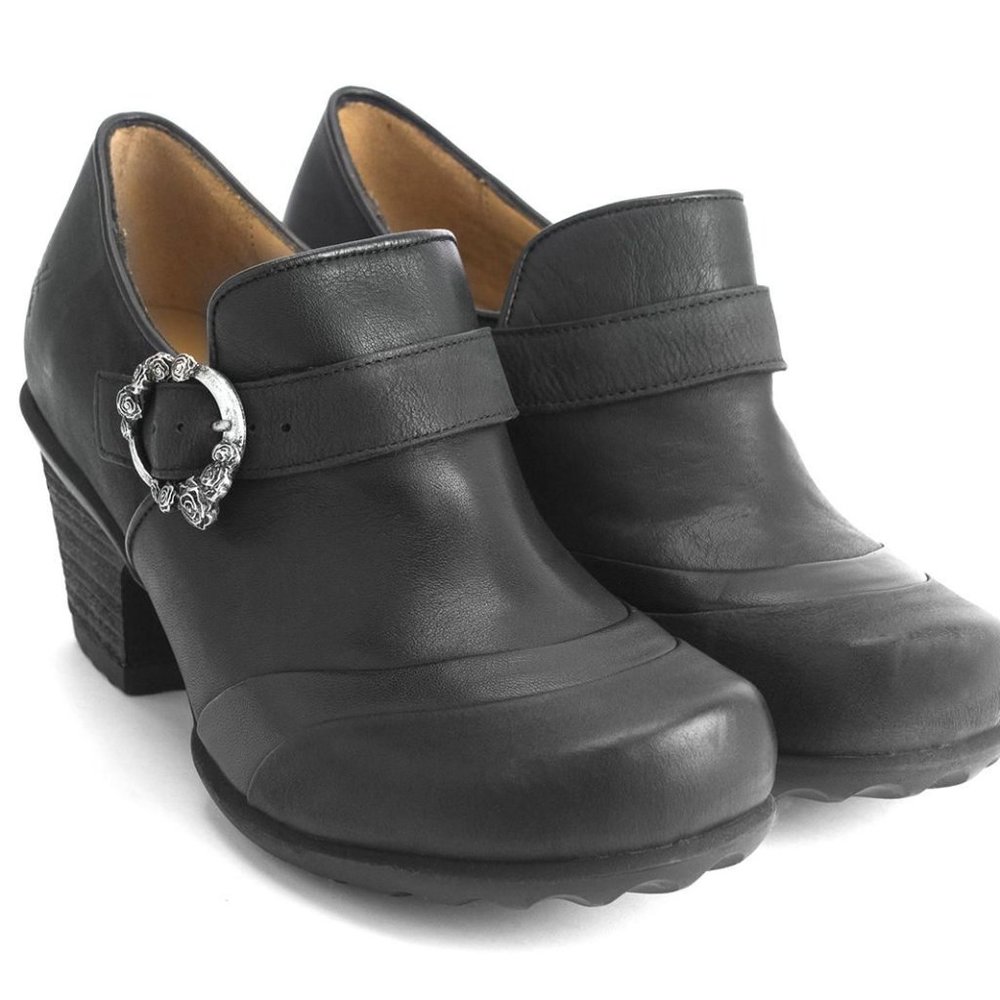 Fluevog Rose Buckle Faith Leather Shoes Size 8